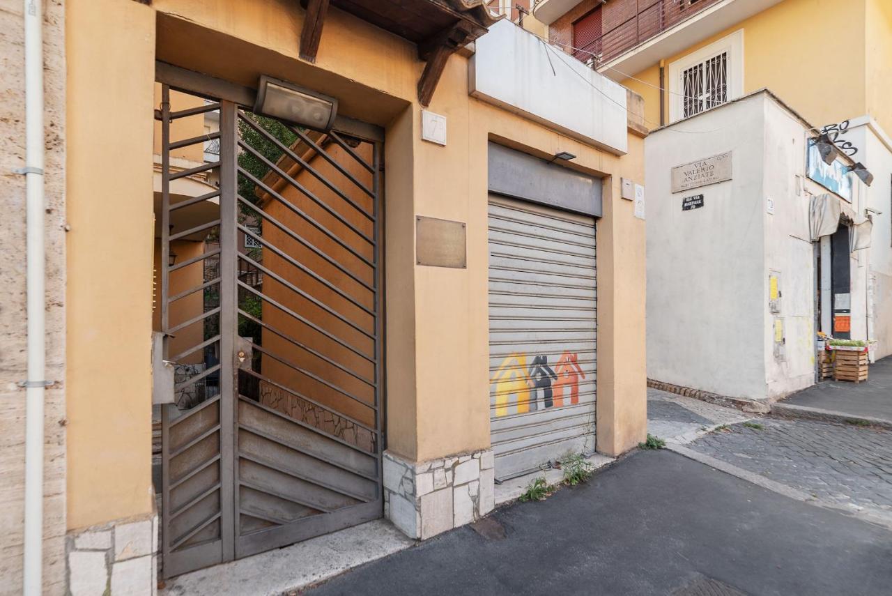 Penthouse Apartment With Terrace Close To Vatican Ρώμη Εξωτερικό φωτογραφία